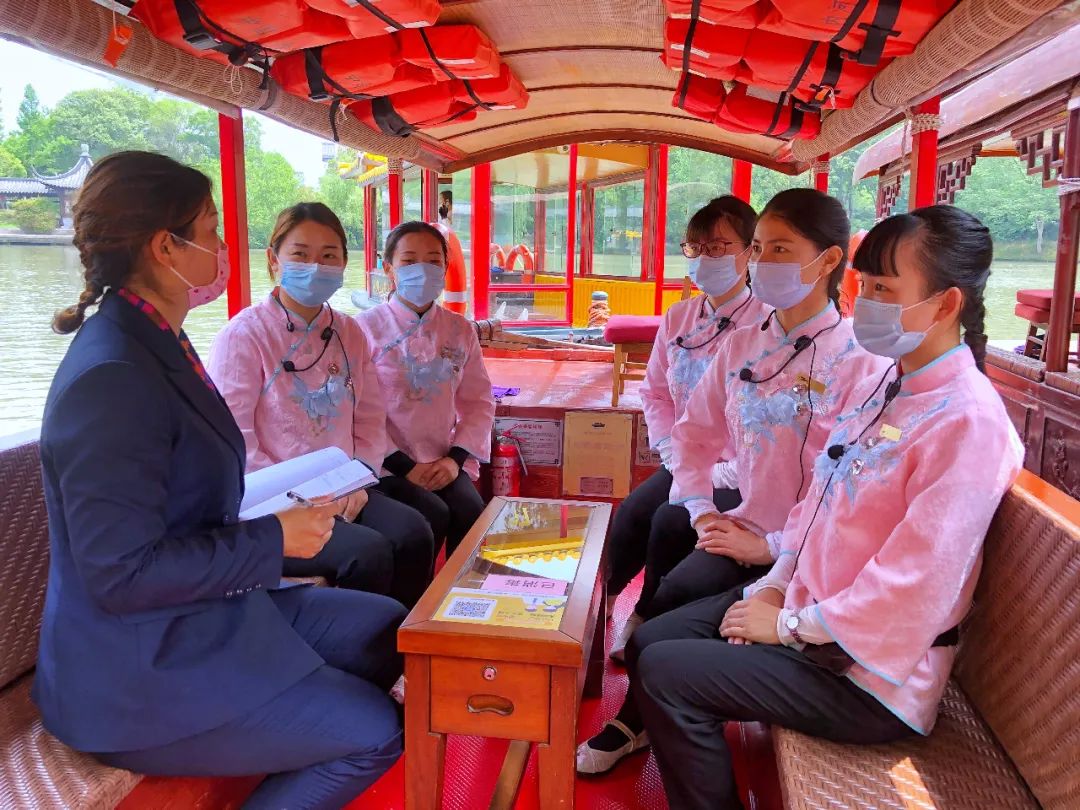 瘦西湖船娘：青春由磨砺而出彩